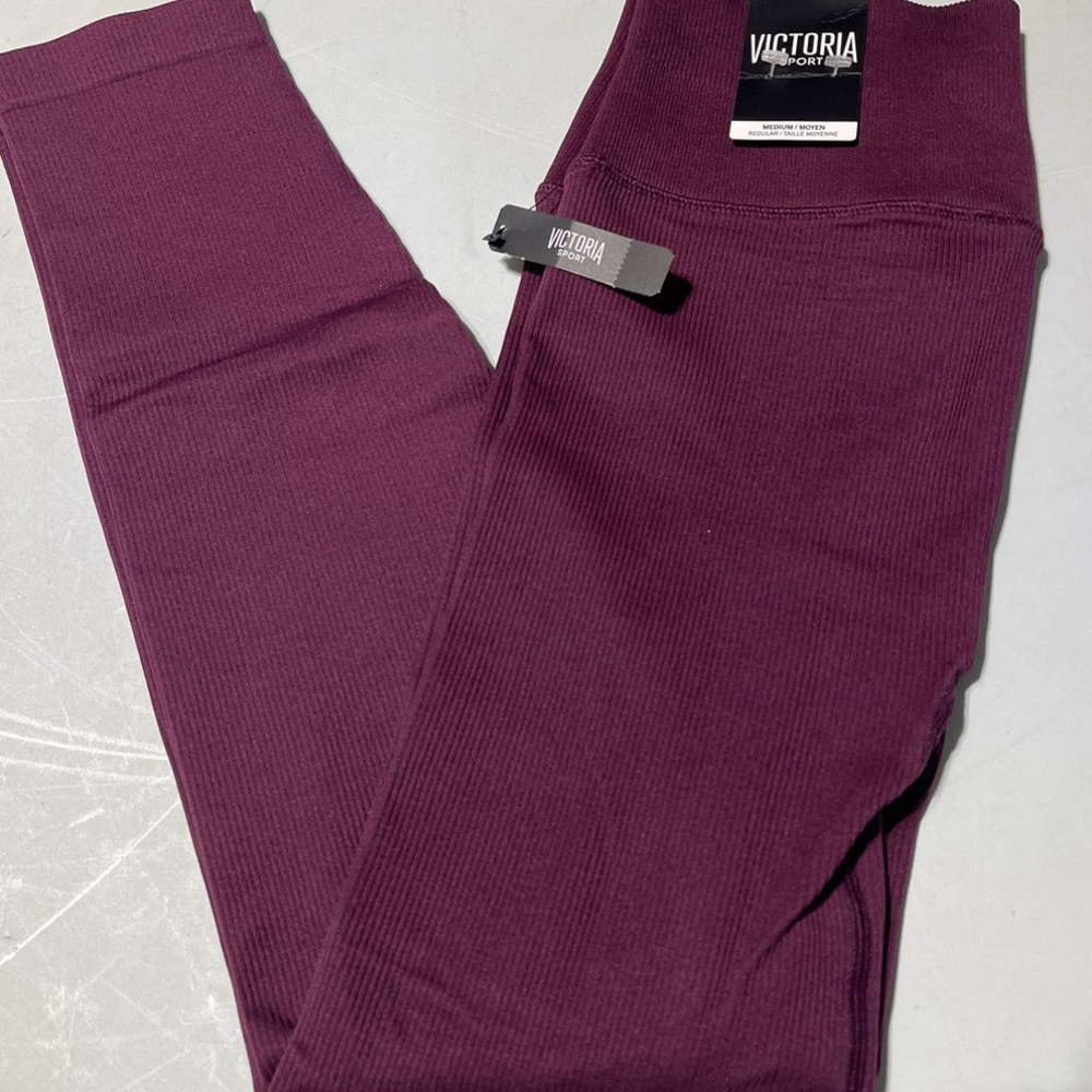 Nwt. Victoria’s Secret ribbed high rise burgundy workout leggings tights small